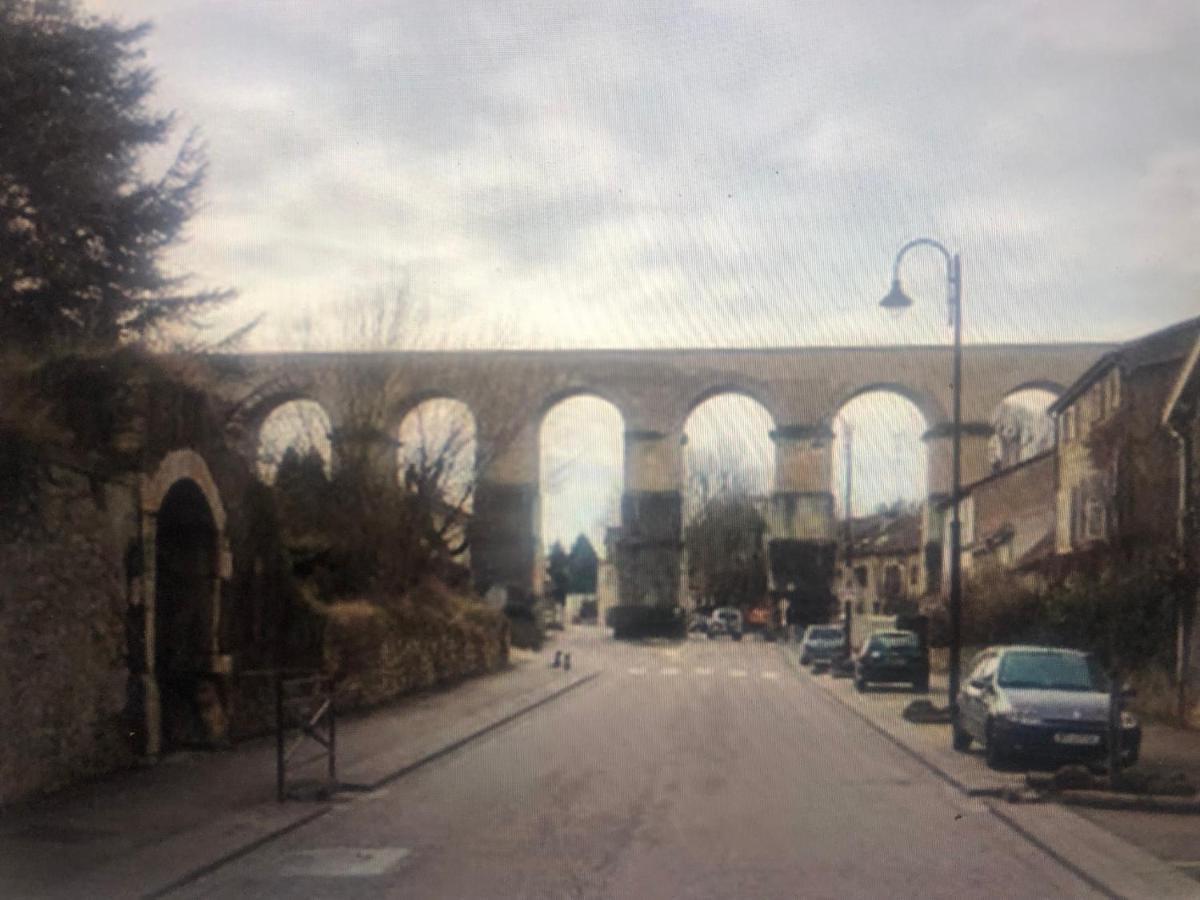 Metz-Sud - Appartement 120 M2 Dans Maison Du XVIII - Jouy Aux Arches Entre Nancy Et Luxembourg - Proximite Toutes Commodites Exteriér fotografie